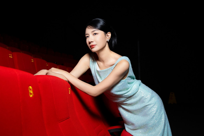 Sau tất cả, đến hiện tại, Minh Khuê chọn cuộc sống độc thân.