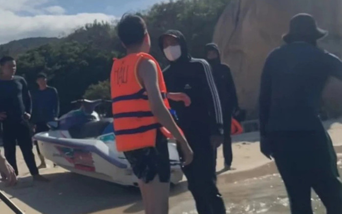 Kẻ đánh nữ du khách thủng màng nhỉ khi đi du lịch ở bãi Kinh - Ninh Thuận là ai? Ảnh 2