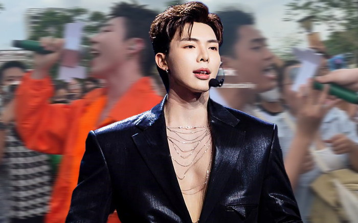 ERIK đưa micro nhờ khán giả hát, 'cái kết' ra sao? Ảnh 2