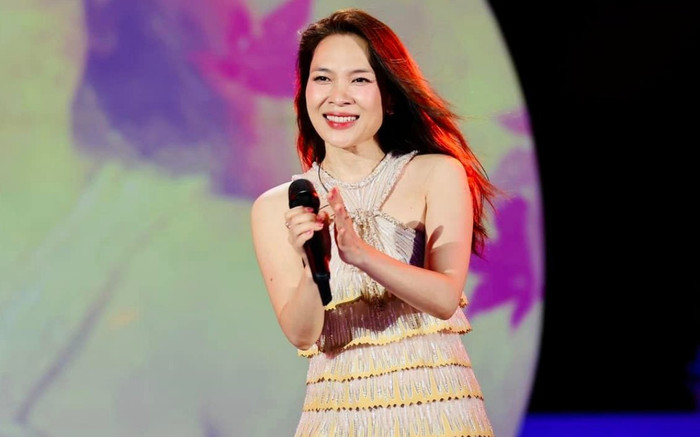 Gặp sự cố âm thanh, Mỹ Tâm có cách xử lý 'nức lòng' người hâm mộ Ảnh 2