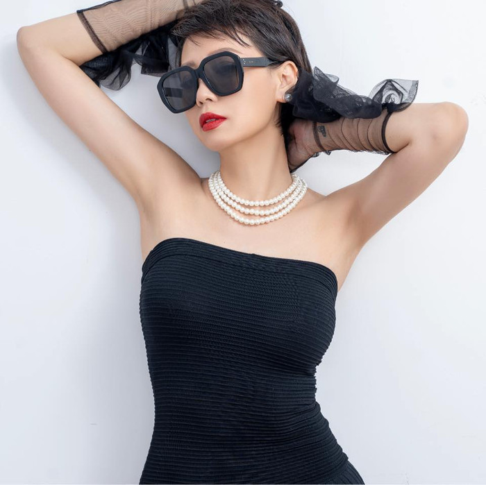 Dù chưa thật sự tân trang nhan sắc nhưng mẹ Doãn Hải My đã có dự định ứng tuyển Hoa hậu sau khi phẫu thuật xong. Bà hài hước cho biết: “Đập đi làm lại hết xong có khi đi thi Hoa hậu nhỉ. Cả họ nhà mình đi cổ vũ vui phết. Toàn em xinh chị xinh thế cơ mà”.