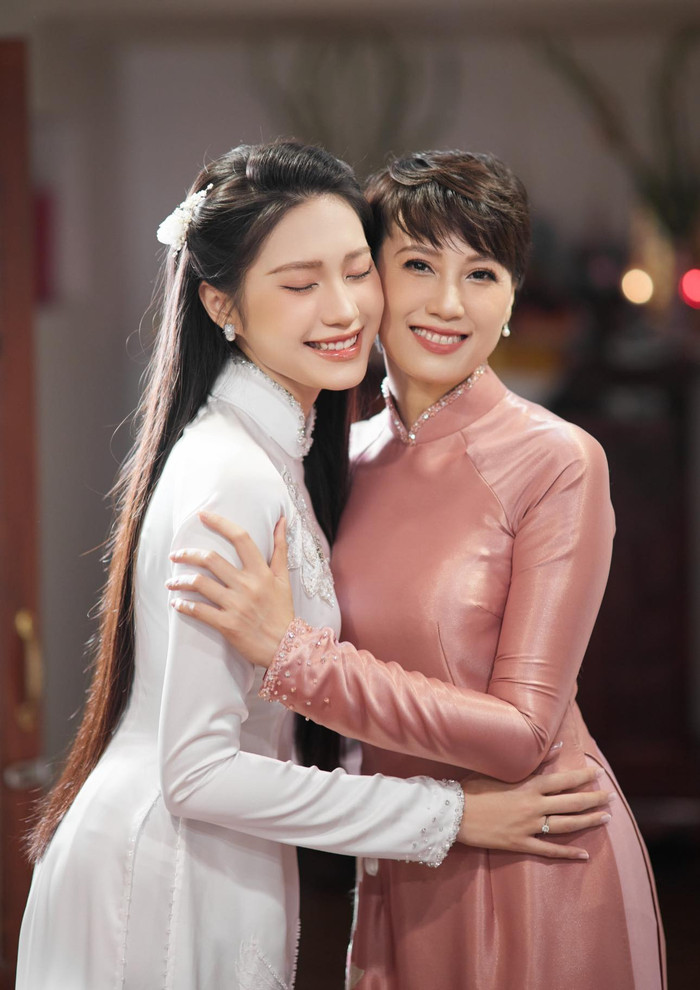 Doãn Hải My gọi mẹ ruột là 'bà ngoại' thay cho em bé trong bụng.