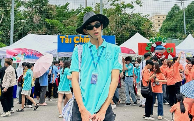 Chàng trai sở hữu chiều cao gần 2m, gặp không ít chuyện 'dở khóc dở cười' Ảnh 2