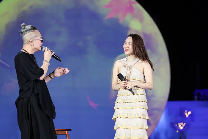 Cô giấu kín khách mời Jimmii Nguyễn đến tận phút cuối cùng.