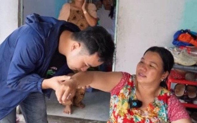 Người phụ nữ Kiên Giang tỏa mùi thơm kỳ lạ trên cơ thể, ai cũng tò mò đến 'ngửi thử' Ảnh 2