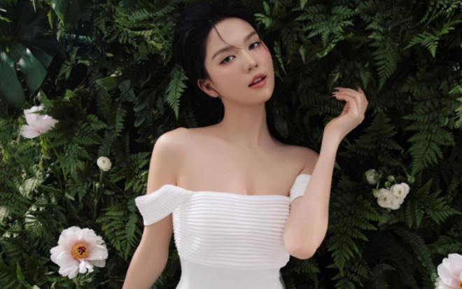 Ngọc Trinh có người yêu mới sau cuộc tình lệch 45 tuổi với tỷ phú Hoàng Kiều? Ảnh 2