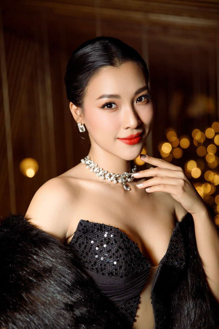 Có thể thấy kể từ sau ly hôn, Hoàng Oanh ngày càng nhuận sắc một cách rõ rệt.