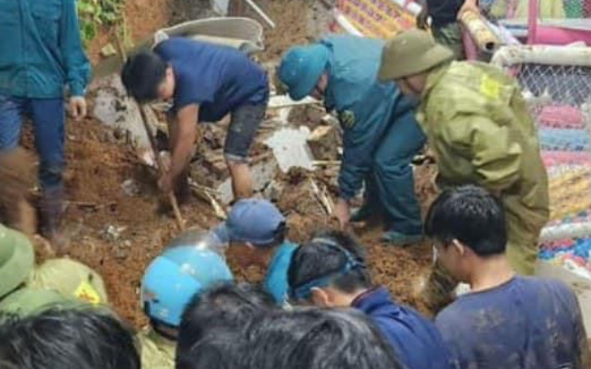 3 cháu bé tử vong thương tâm sau sập tường khu vui chơi vì mưa lớn ở Hà Nội Ảnh 2