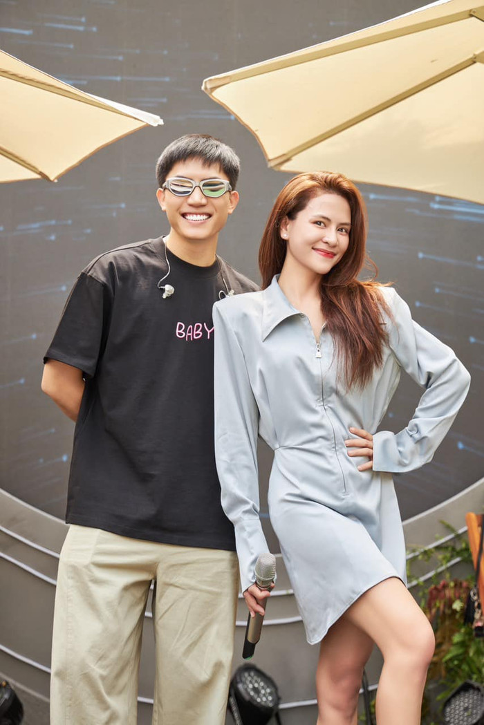 Anh Tú là người bạn thân, gắn bó với Hà Nhi trong sự nghiệp lẫn cuộc sống. 