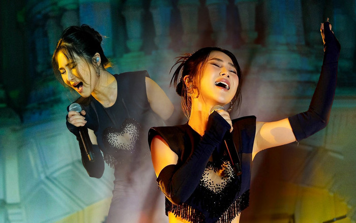 Hương Tràm tri ân hơn 1000 khán giả thủ đô với đêm nhạc 'Em gái mưa' Ảnh 2