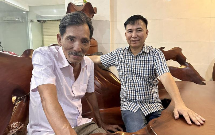 Thương Tín một mình đi Đà Nẵng diễn show cát-xê 35 triệu đồng, được chủ tiệc tặng một thứ Ảnh 2