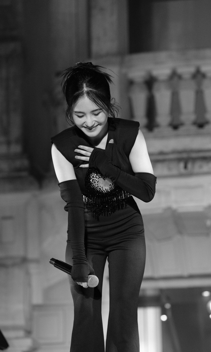 Hương Tràm đã có đêm diễn đầy cảm xúc.