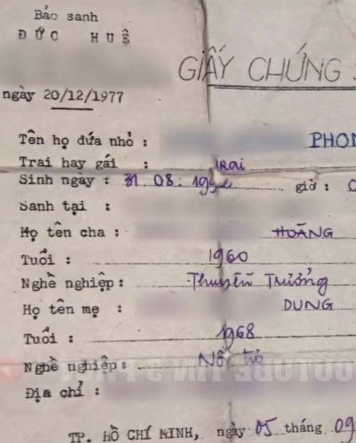 Giấy chứng sanh của người anh trai thất lạc.