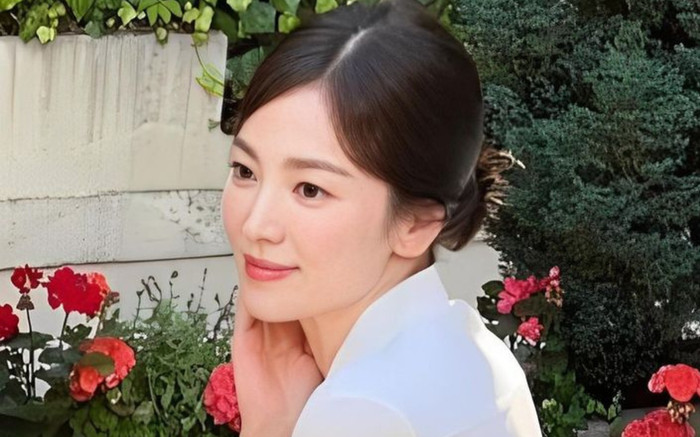 Song Hye Kyo và người tình chính thức thành đôi, một 'ông lớn' liền lên tiếng xác nhận Ảnh 2