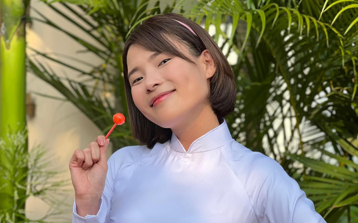 Thúy Diễm gây bão khi vào vai học sinh ở tuổi U40, Đàm Tùng Vận bản Việt là đây chứ đâu Ảnh 2