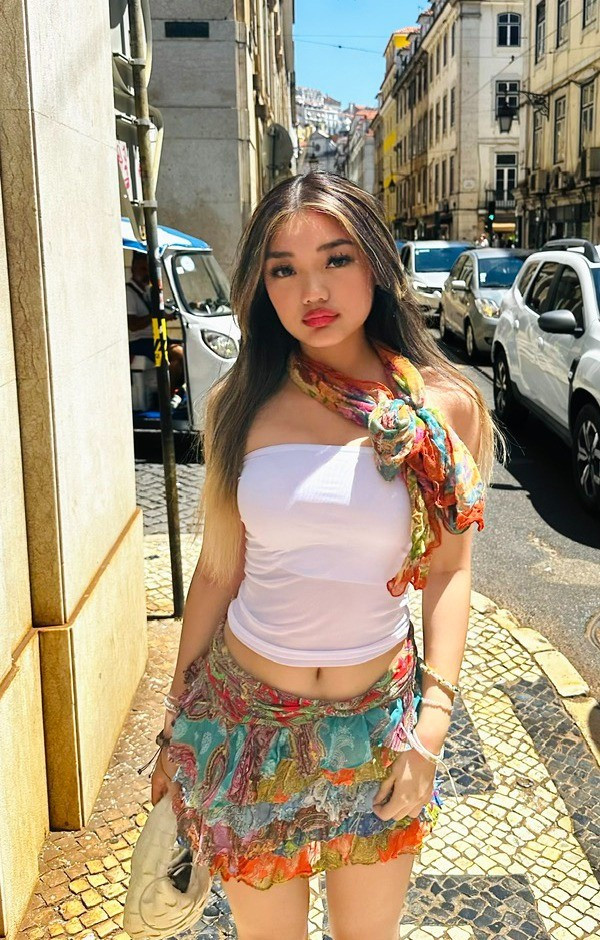 Con gái Mỹ Lệ còn sở hữu nền tảng học vấn khủng.