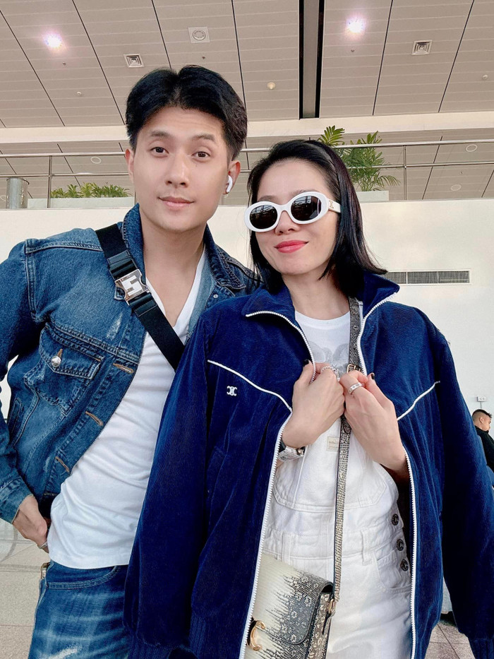 Sự hỗ trợ, quan tâm của Lâm Bảo Châu khiến Lệ Quyên có thể thoải mái hoàn thành công việc, hoàn toàn tập trung cho sự nghiệp cá nhân. Ảnh: FBNV