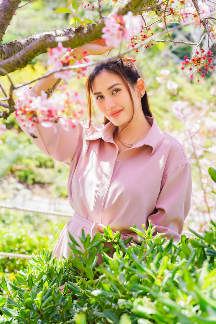 Võ Hoàng Yến ngày càng xinh đẹp, nữ tính khi mang bầu con gái. Ảnh: FBNV
