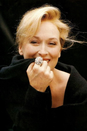 Khó mỹ nhân nào của Hollywood có thể so sánh được với Meryl Streep.