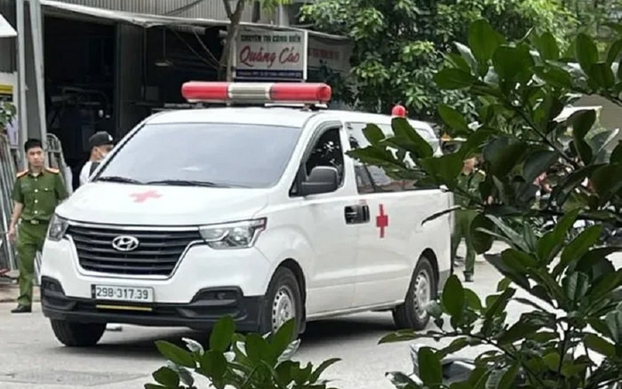 Nữ sinh viên nhảy từ tầng cao xuống đất tử vong ở Hà Đông Ảnh 2