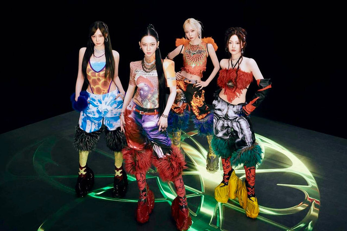 Super Nova đạt được nhiều thành tích sau khi mở đường cho album phòng thu sắp tới của aepsa.