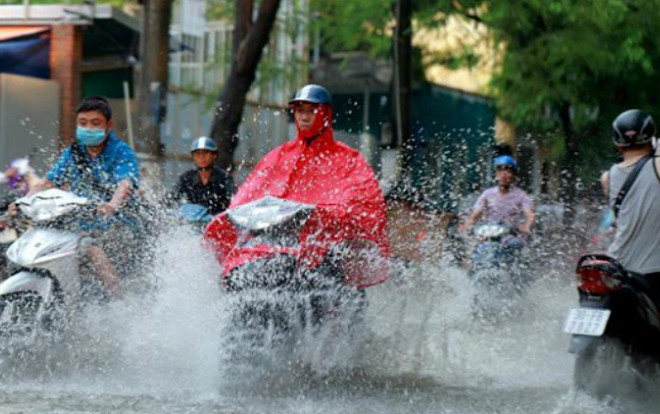 Miền Bắc hôm nay ngày nắng, chiều tối và đêm đề phòng dông lốc Ảnh 2