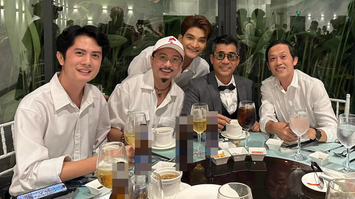 Nhiều sao Việt cũng có mặt để chia vui với nam diễn viên nhóm hài triệu view FAPtv.