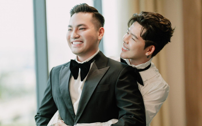 Đám cưới nổi tiếng Cần Thơ: Hai chú rể gắn bó 7 năm, nhan sắc cực phẩm Ảnh 2