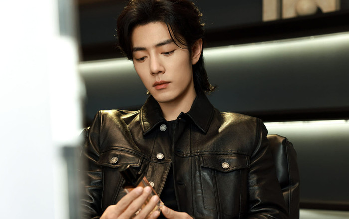 Nhan sắc Tiêu Chiến qua camera thường, có còn là nam thần đẹp trai nhất Cbiz? Ảnh 2