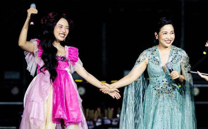 Phương Mỹ Chi lần thứ hai song ca cùng diva Mỹ Linh, ai nghe cũng 'nổi da gà' Ảnh 2