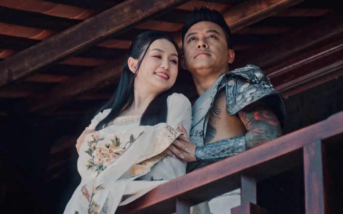 Hương Baby: 'Tuấn Hưng cháy hết mình trên sân khấu, ấm áp trong gia đình' Ảnh 2