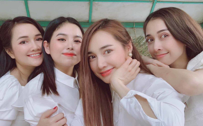 Chị ruột tiết lộ con người thật của Nhã Phương Ảnh 2