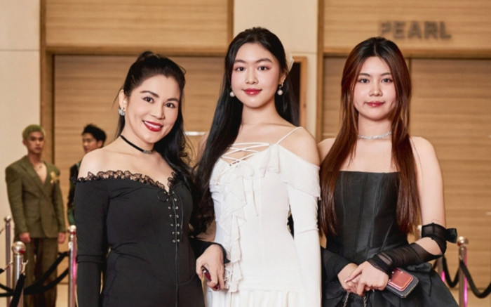 Con gái Quyền Linh mang túi xách 100 triệu dự sự kiện Ảnh 2