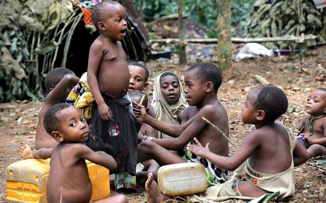 Kỳ lạ bộ tộc lùn nhất thế giới: 8 tuổi đã làm mẹ, vòng đời ngắn ngủi đến không ngờ Ảnh 2