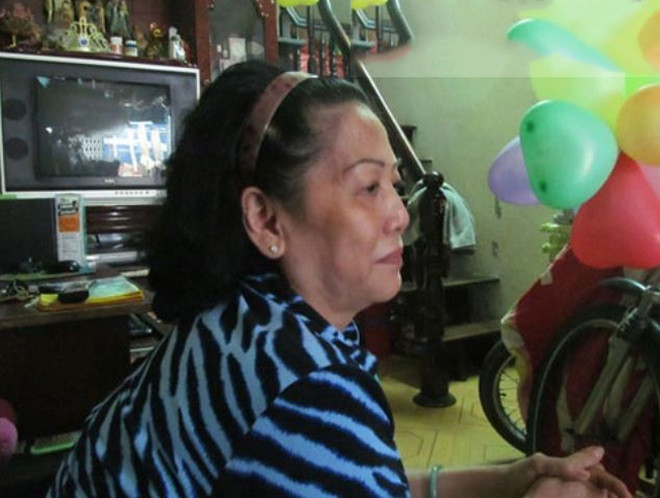 Bà Hoa bức xúc kể lại