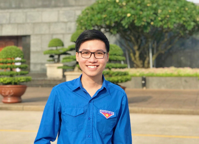 Nam sinh Lê Văn Phúc