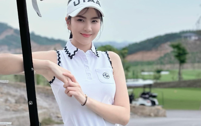 Mai Ngọc chơi môn thể thao nhà giàu, 'flex' đường cong chữ S Ảnh 2