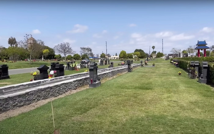 Nơi an nghỉ của cố diễn viên Đức Tiến tại Mỹ Ảnh 2