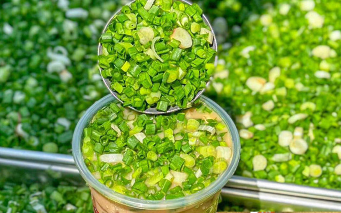 Trà sữa hành lá thống trị top trend ăn uống, mạng xã hội Việt sôi động với loạt món khó đỡ Ảnh 2