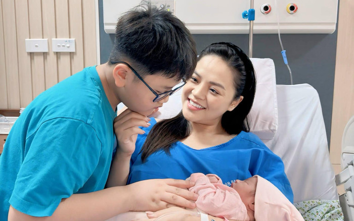 Thu Quỳnh Tiết lộ điều đặc biệt về cô con gái mới sinh, công chúa nhỏ vừa ra đời đã phải làm việc Ảnh 2