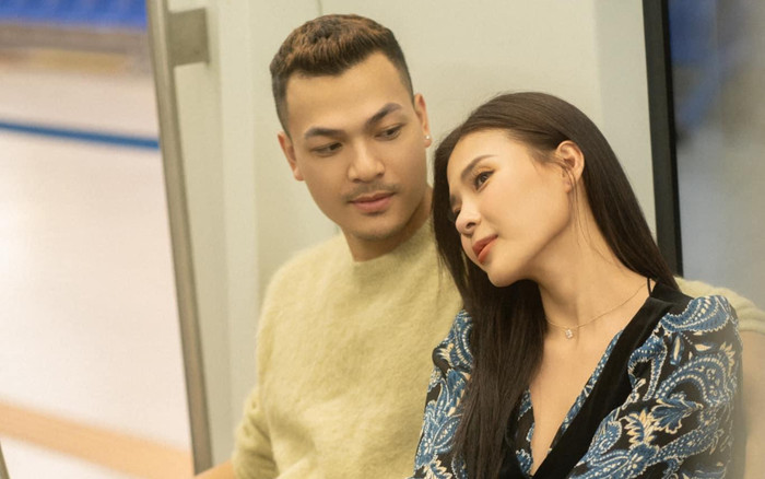 Thuý Diễm khoe hai chồng với hình thể cực cháy, lại còn mặc cả đồ đôi Ảnh 2