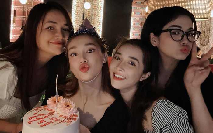 Trường Giang vắng mặt trong sinh nhật Nhã Phương Ảnh 2