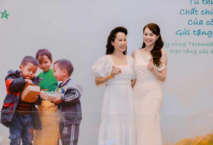 Nhạc sĩ Giáng Son tham gia dự án thiện nguyện.