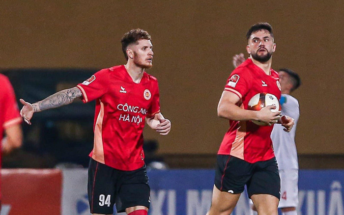 Toàn thua sau khi Kiatisuk rời đi Ảnh 2