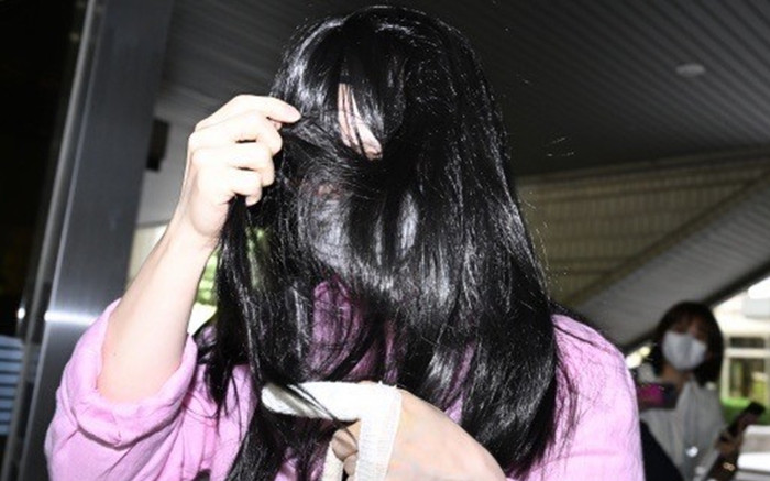 Xúc phạm nhiều ca sĩ nổi tiếng, cô gái bị kiện ra tòa, mất hơn 4 tỷ đồng Ảnh 2