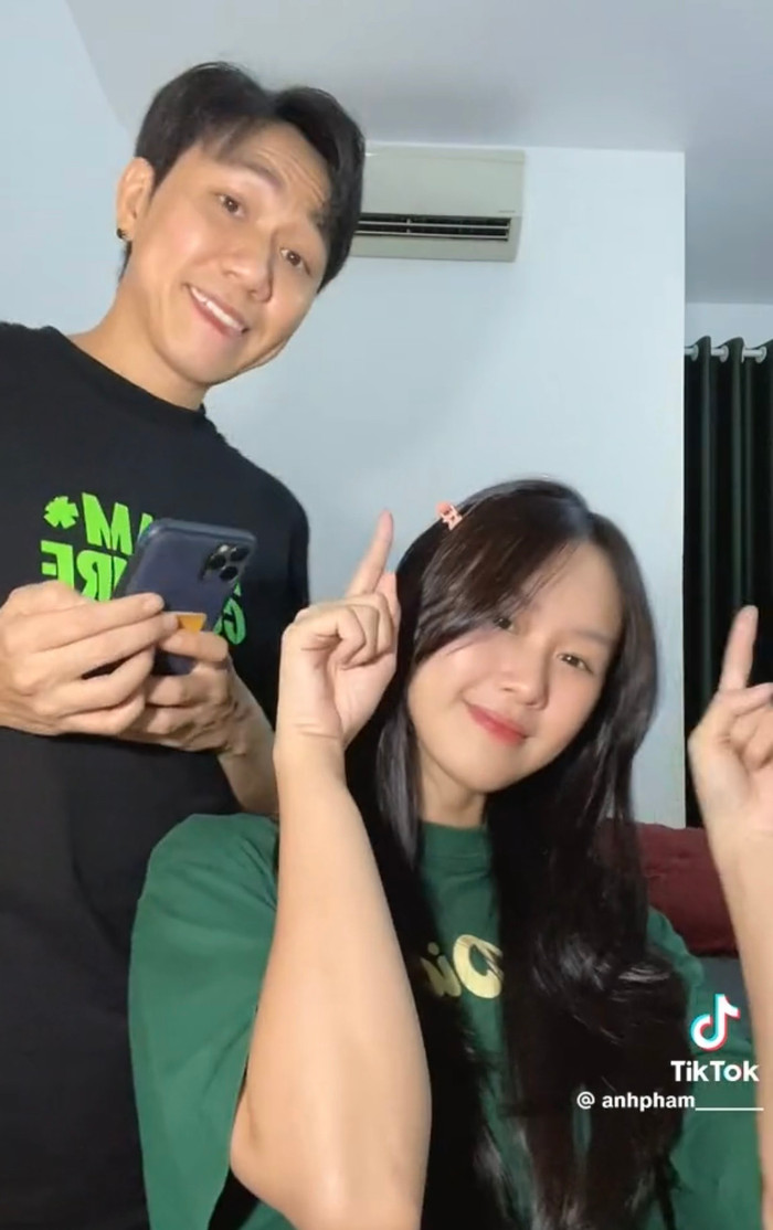 Cả hai có nhiều nét giống nhau.