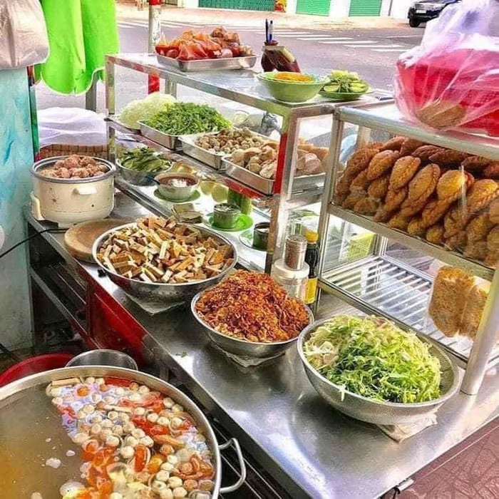 Nguyên liệu làm bún cá, bánh canh cá và bún sứa ở Nha Trang
