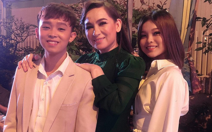 Con nuôi đăng ảnh hiếm về cố ca sĩ Phi Nhung, nhiều người nghẹn ngào Ảnh 2