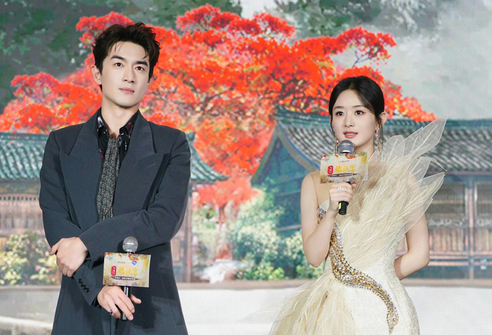 Hành động xé couple của Lâm Canh Tân với Triệu Lệ Dĩnh gây tranh cãi nhiều ngày qua. 