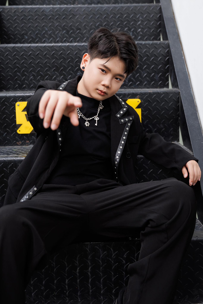 Bảo Long hiện tại chuẩn bị rẽ hướng sang lĩnh vực diễn viên.